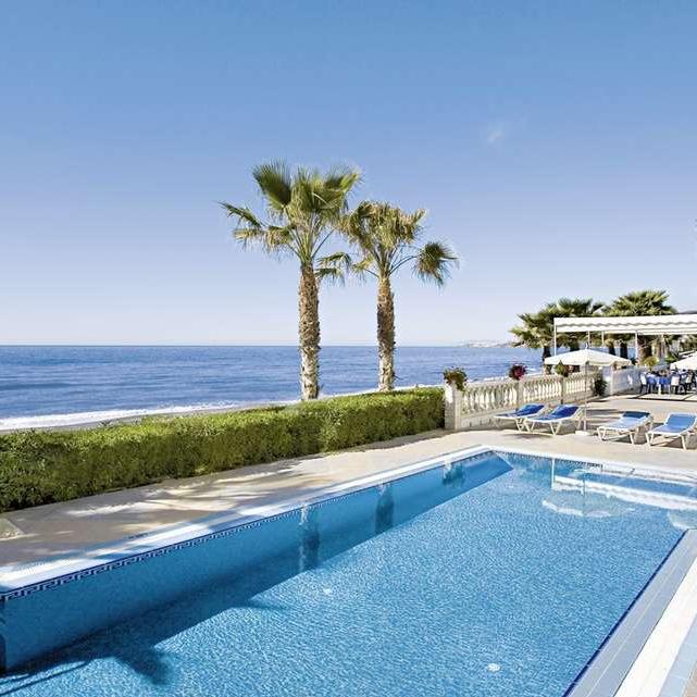 Hotel Perla Marina, zwembad
