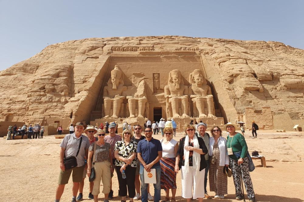 NRV Reizigers bij de Tempel van Abu Simbel