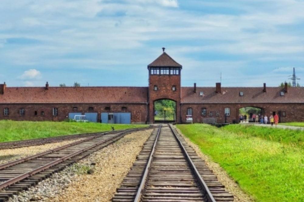 Auschwitz