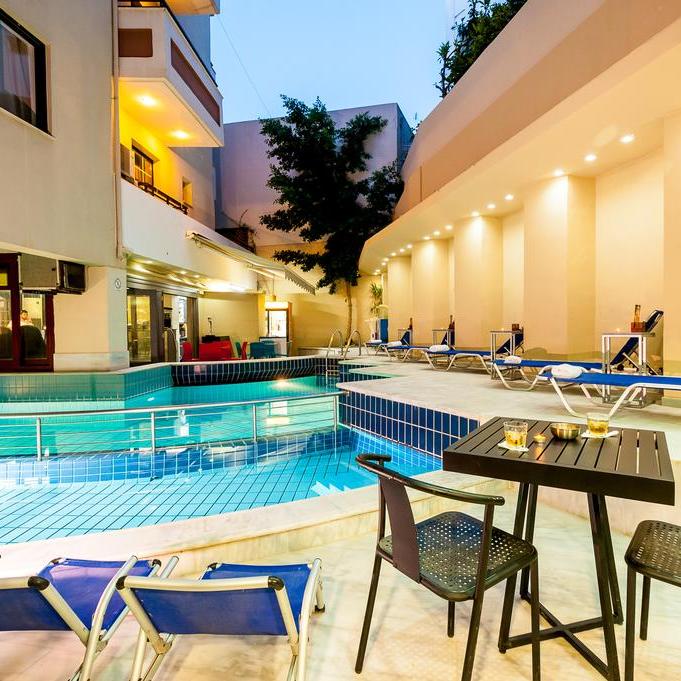 Elina Hotel, zwembad