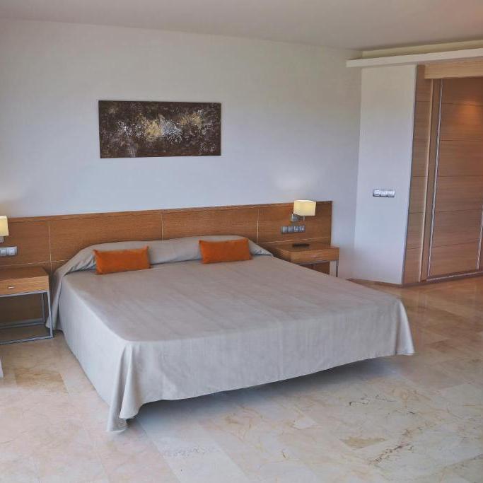 Ohtels Les Oliveres kamer