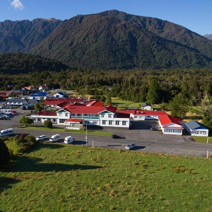 Heartland Hotel Fox Glacier, omgeving