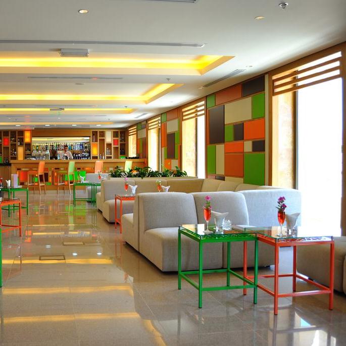Ramada Resort, restaurant