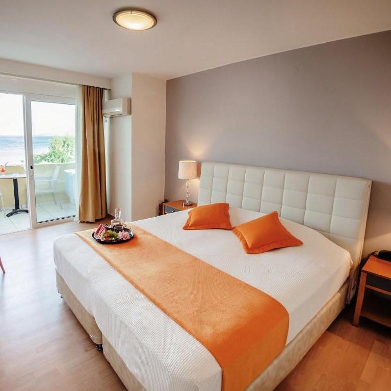 Faedra Beach Hotel, kamer