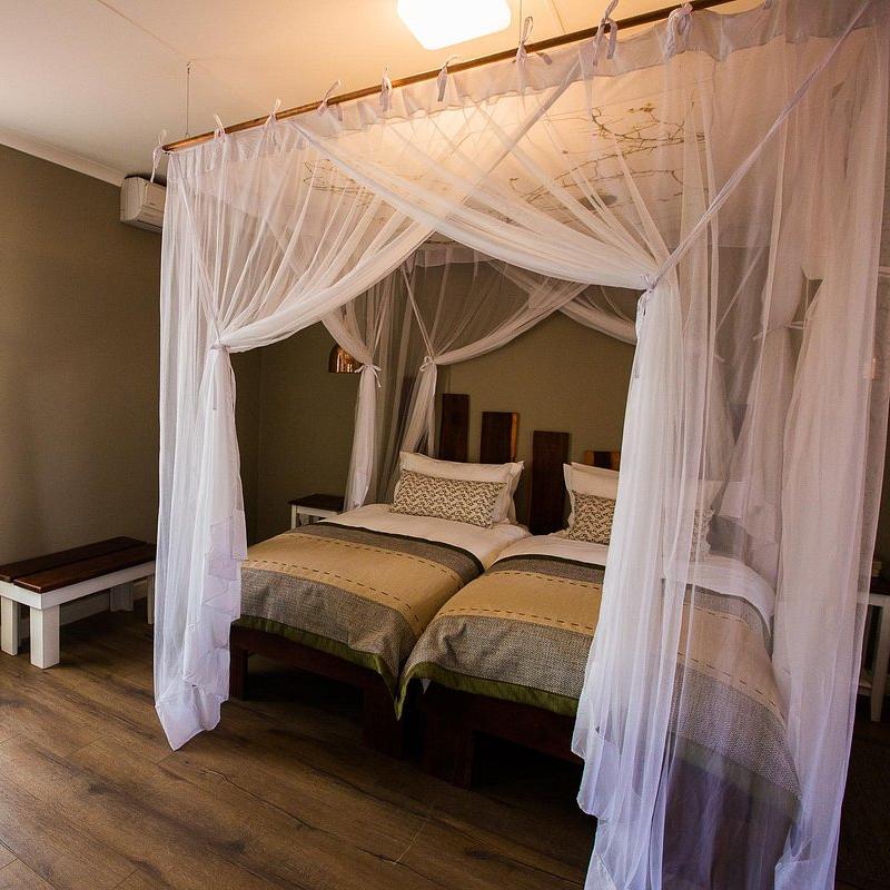Kalahari Anib Lodge slaapkamer