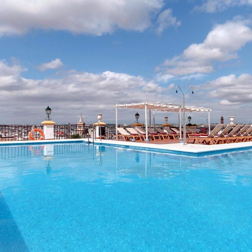Hotel EXE Macarena, zwembad