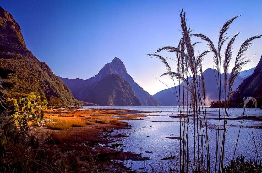 Milford Sound en Mitre Peak